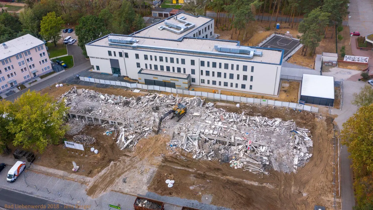 Der neuen Reiss-Oberschule in Bad-Liebenwerda (Elbe-Elster) muss der Altbau davor weichen.