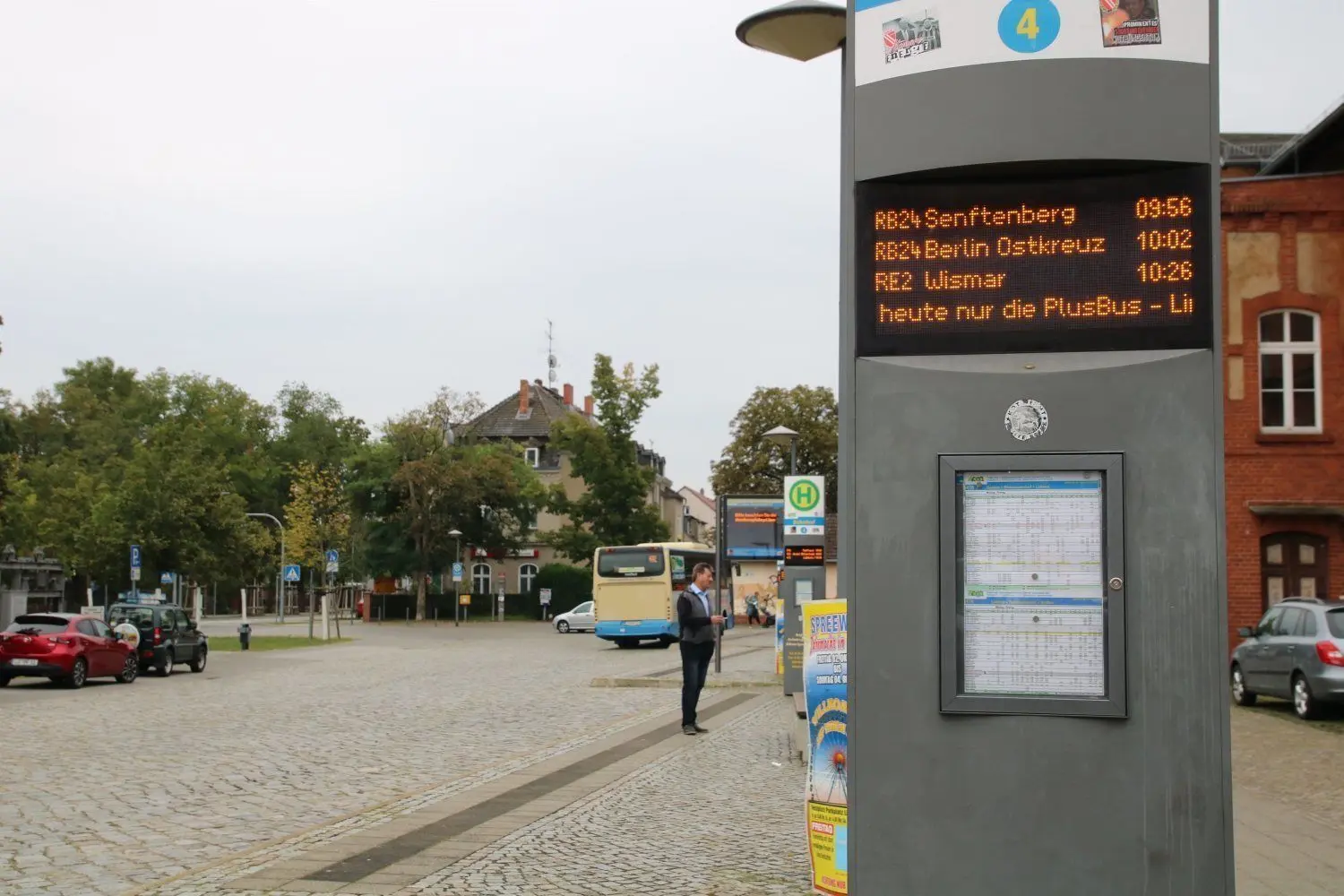 Am Bahnhof Lübben gibt es für Fahrgäste den Hinweis, dass nur die Plusbus-Linien 472 und 500 fahren. An anderen Haltestellen gibt es keine Aushänge.