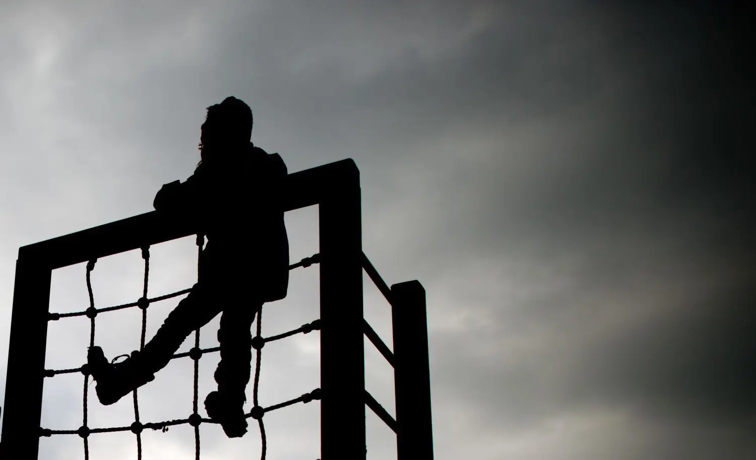 Wie sicher ist das Spielen auf dem Kinderspielplatz in einer Brandenburger Kita?