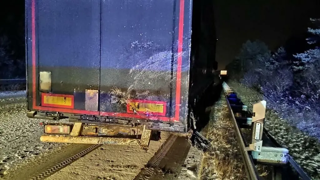 Die Bergung die verunfallten Fahrzeuge dauerte mehrere Stunden.
