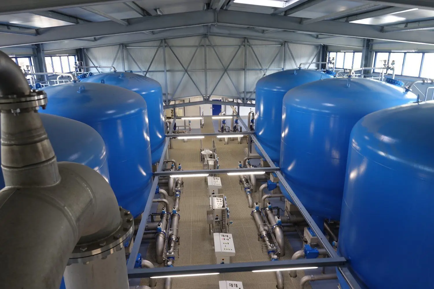 Die Filteranlagen im neuen Wasserwerk laufen derzeit wie die gesamte Anlage im Probebetrieb.