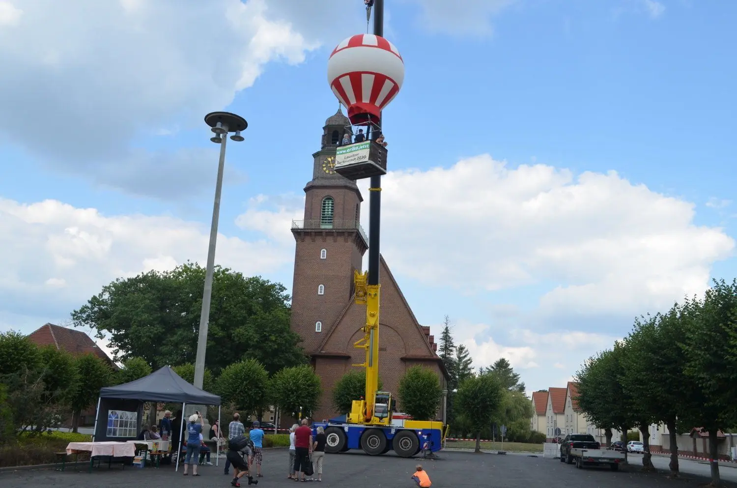 Ballonfahrer haben einen schönen Blick über die Siedlung erhaschen können.