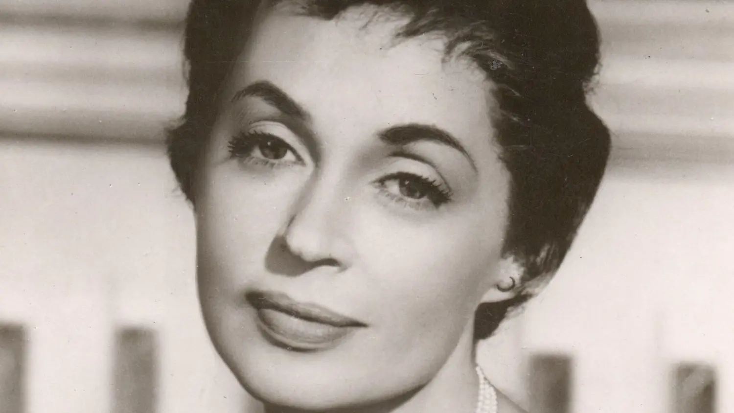 Lilli Palmer auf einer historischen Postkarte. Schon lange wird darüber spekuliert, ob die Schauspielerin 1933 ihr Filmdebüt bei Dreharbeiten in Forst gab.