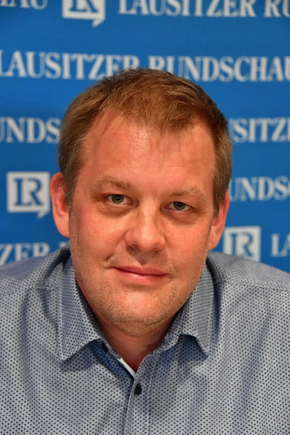 Der AfD-Fraktionschef Georg Simonek kündigt Konsequenzen aus der Party von Monique Buder an, bei der ein Gast einen Polizisten würgte.