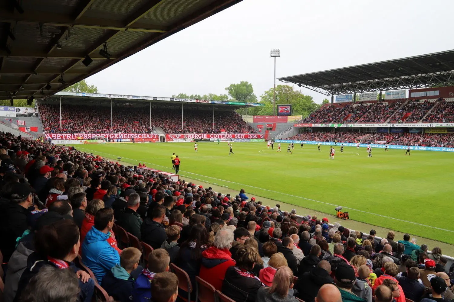 Die Kosten für die Bewirtschaftung des Stadions der Freundschaft erdrücken den FC Energie. Mehr als eine Million Euro müssen dafür jährlich aufgebracht werden.