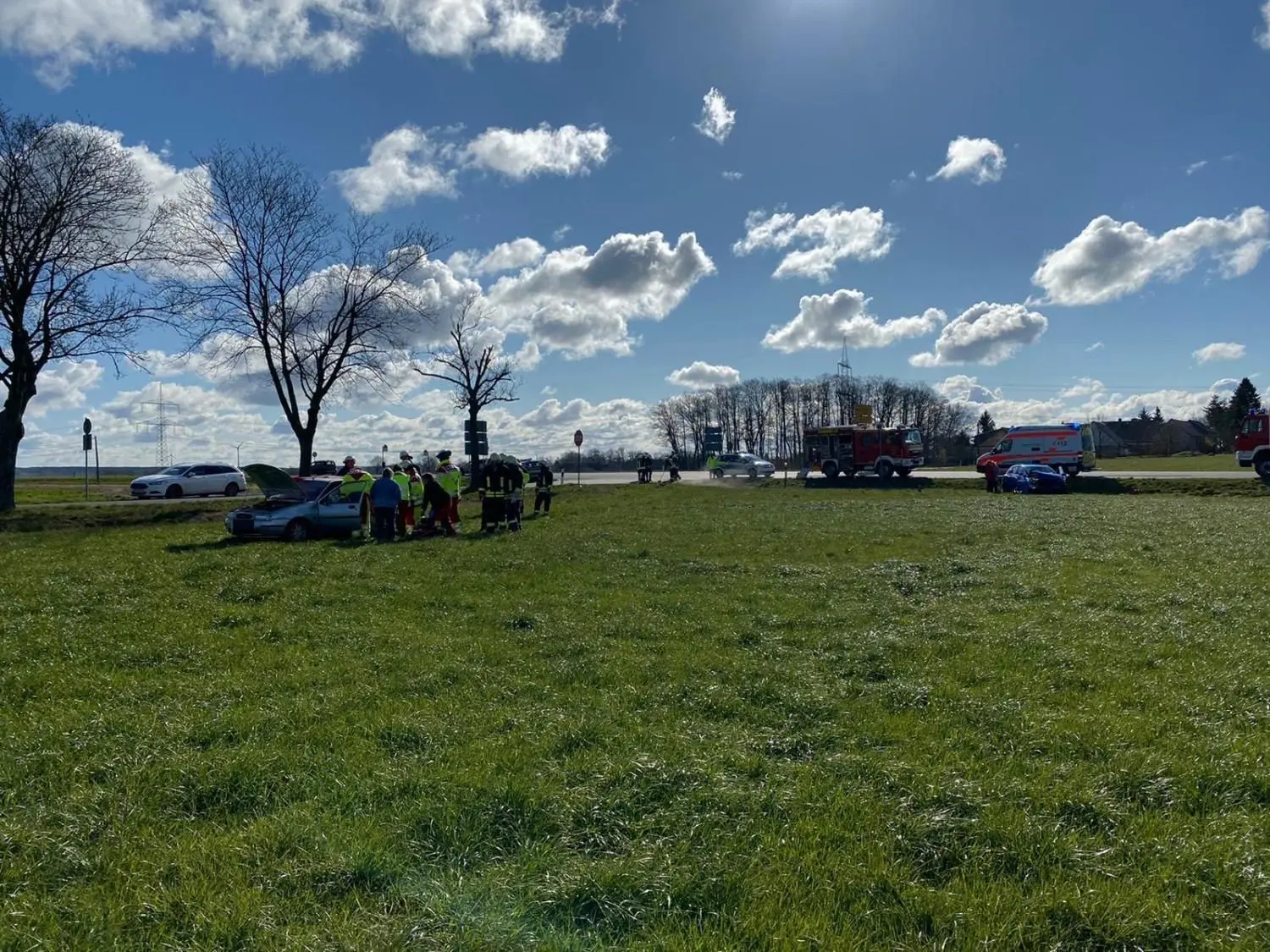 Nahe Schlieben hat sich am Abzweig Wehrhain am Dienstagvormittag ein Unfall ereignet. Bilanz: drei Verletzte.