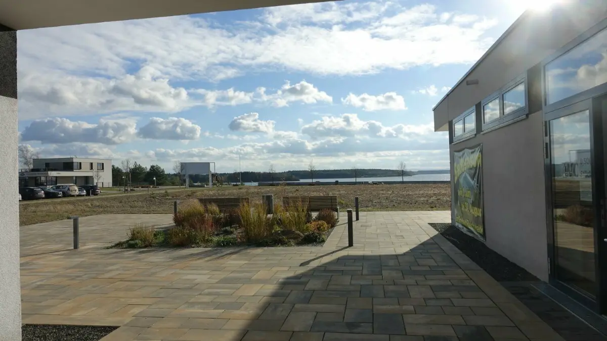 Zwischen Campingplatz Sternencamp, der Strandpromenade und dem TIZ werden die Händler ihre Stände aufbauen.
Zweichen Campingplatz Sternencamp. der Strandpromenade und dem TIZ werden die Händler ihre Stände aufbauen.