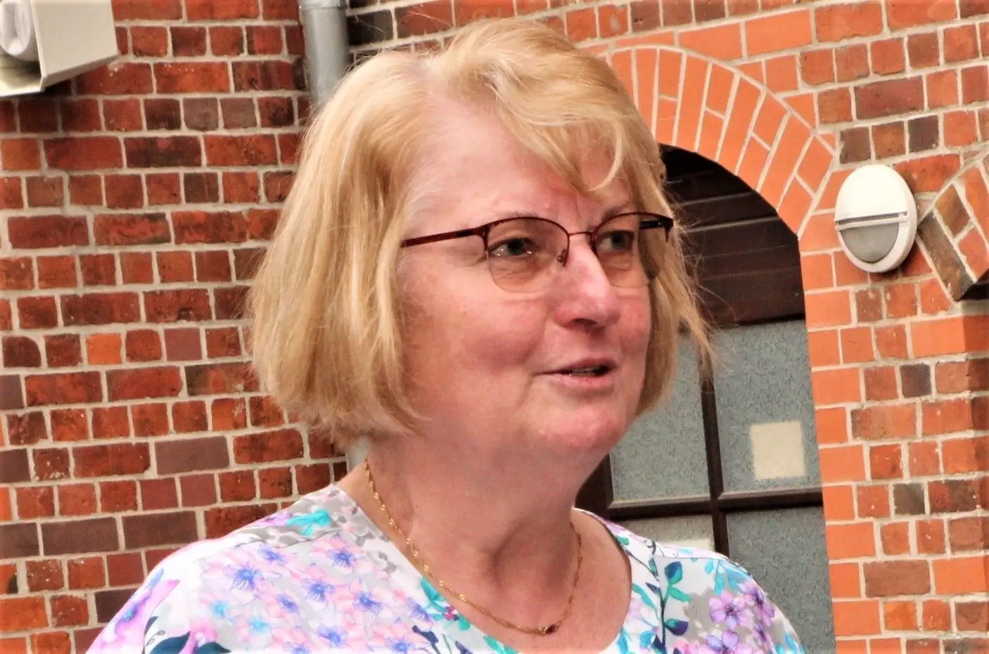 Roswitha Stiasny, Lehrerin für Englisch, Geschichte und Russisch, geht in den Ruhestand. Sie wird Zeit brauchen, aus dem Lehrerzimmer „auszuziehen“, denn zu ihren vielen Ideen gehörte auch viel Material.