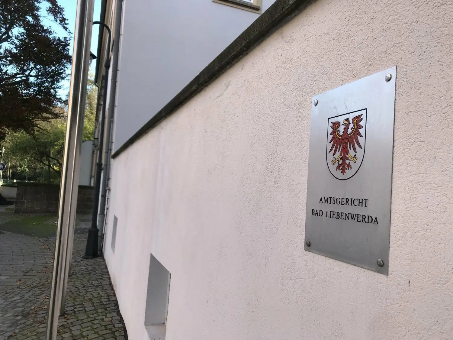Gründe für sein Verschulden hat der Angeklagte zu Genüge. Aber helfen ihm diese vor dem Gericht auch weiter?