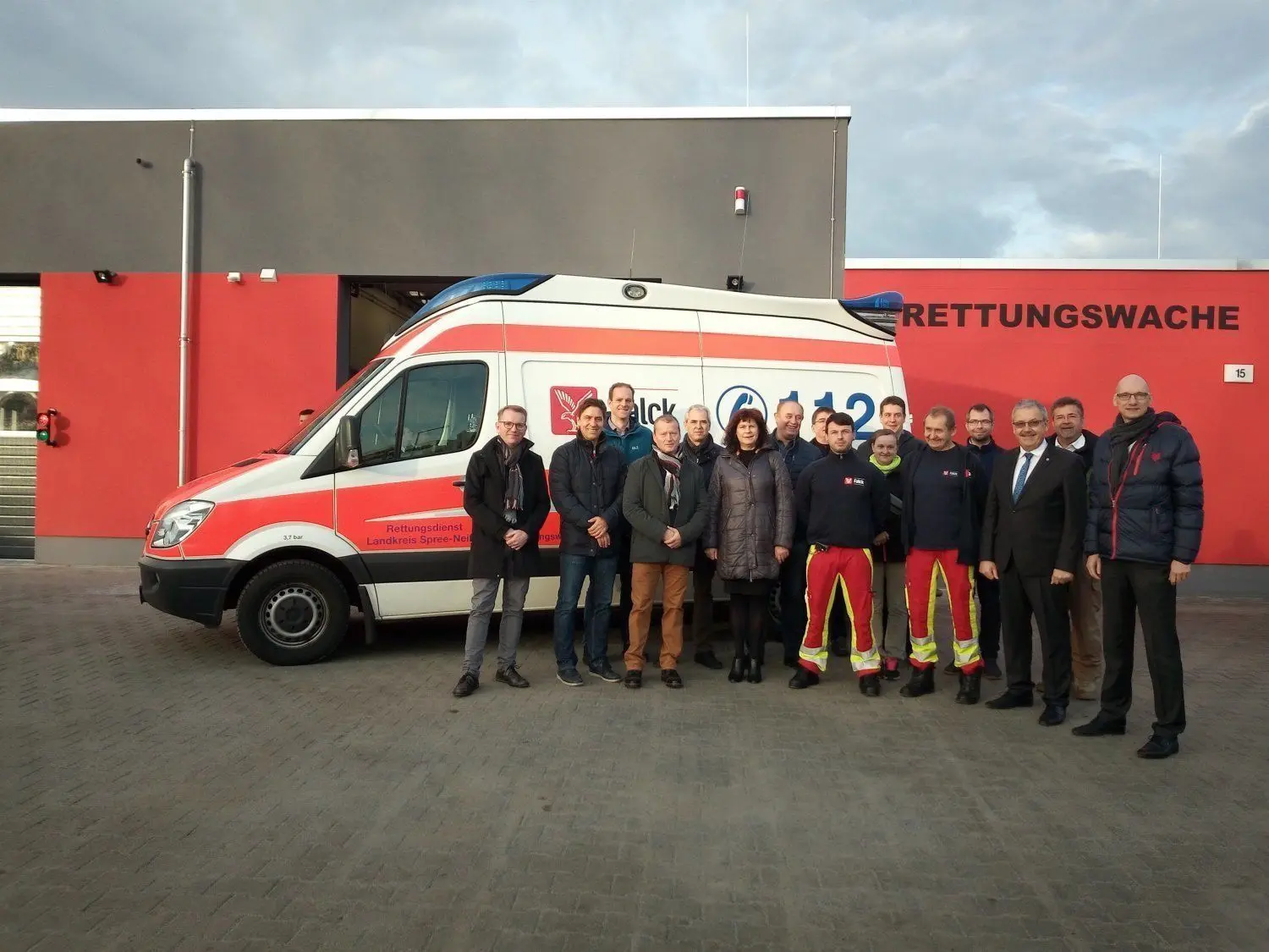 Nach Döbern hat nun auch Peitz eine neue Rettungswache. Renovierung und Neubauten weiterer Rettungswachen im Landkreis Spree-Neiße sollen folgen.