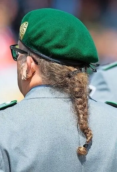 In Roth ist ein Reservist im Stadtpark angetreten. ⇥