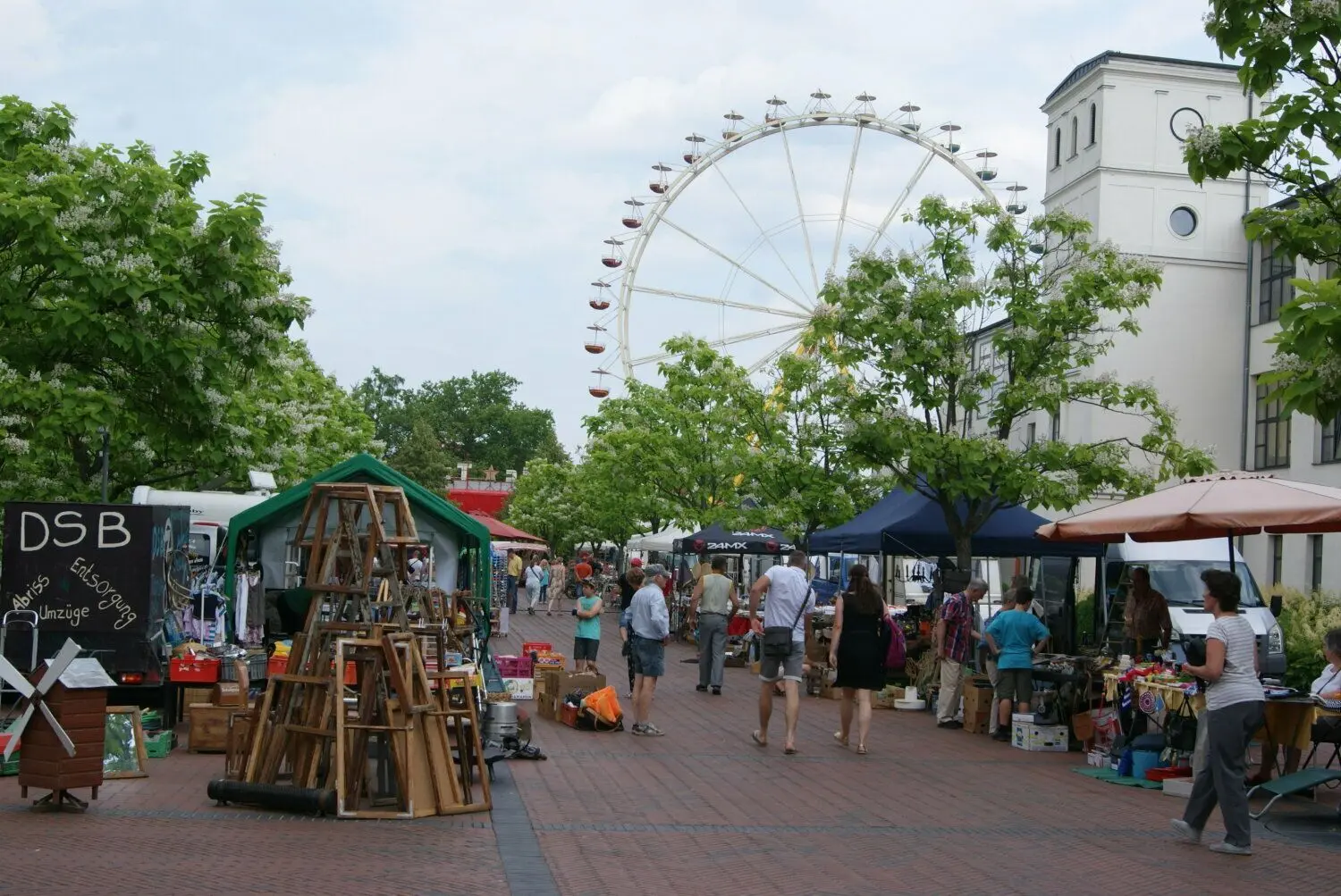 Das traditionelle Gubener Frühlingsfest soll vom 10. bis 12. Juni zahlreiche Gäste in die Innenstadt locken.