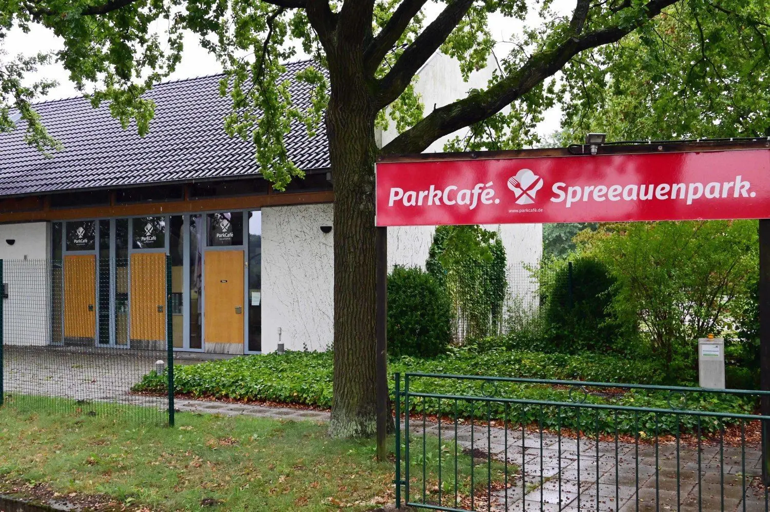 Auch im Parkcafé im Spreeauenpark wurden coronabedingt viele Familienfeiern und Veranstaltungen verschoben oder abgesagt. Seit Ende August geht es langsam wieder los.