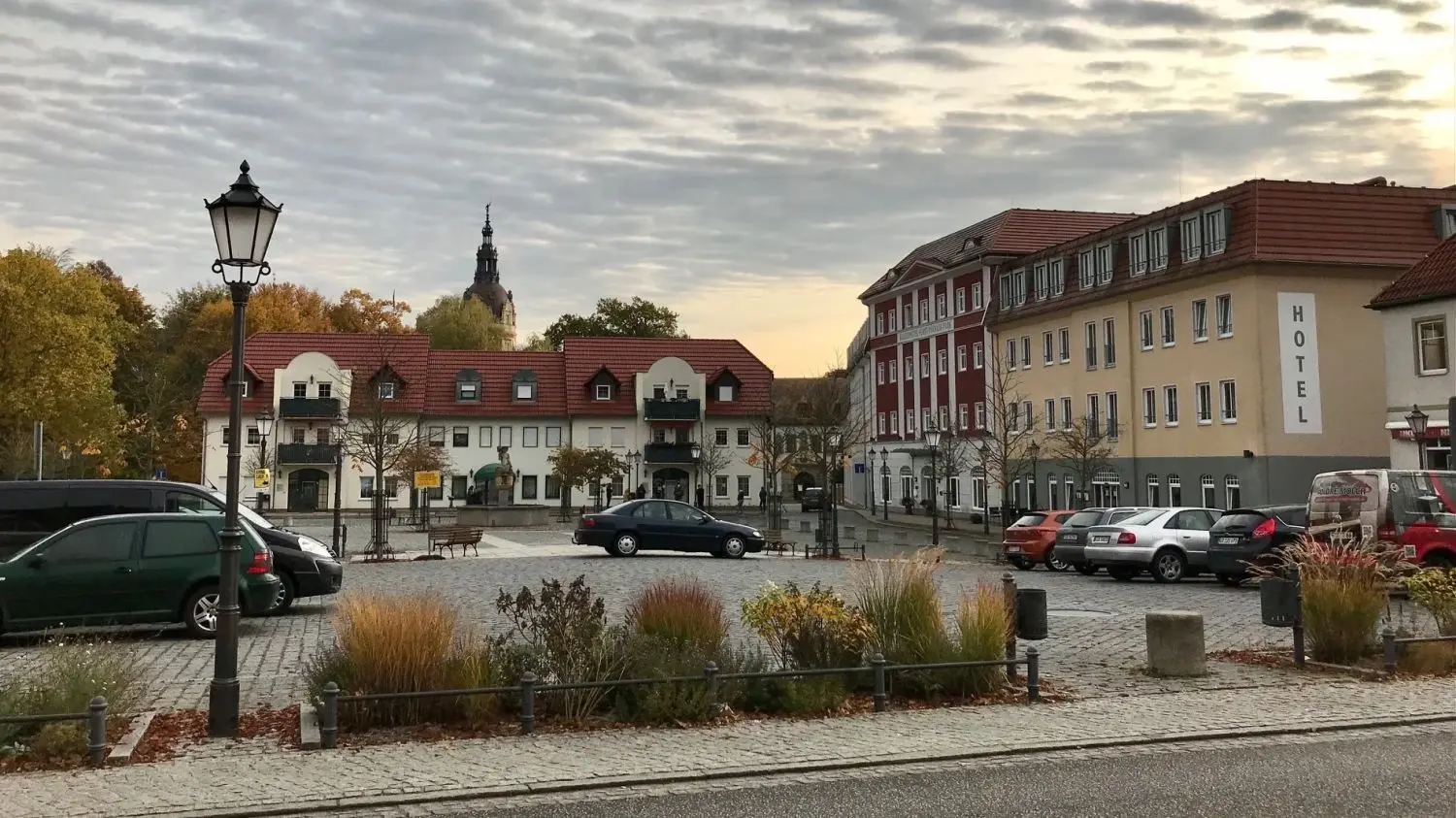 Blick auf das Zentrum von Bad Muskau: Wohin soll die Reise für die Parkstadt gehen? Diese Frage will die neue Fraktion möglichst zeitnah beantworten. Dabei soll auch der Strukturwandel thematisiert werden.