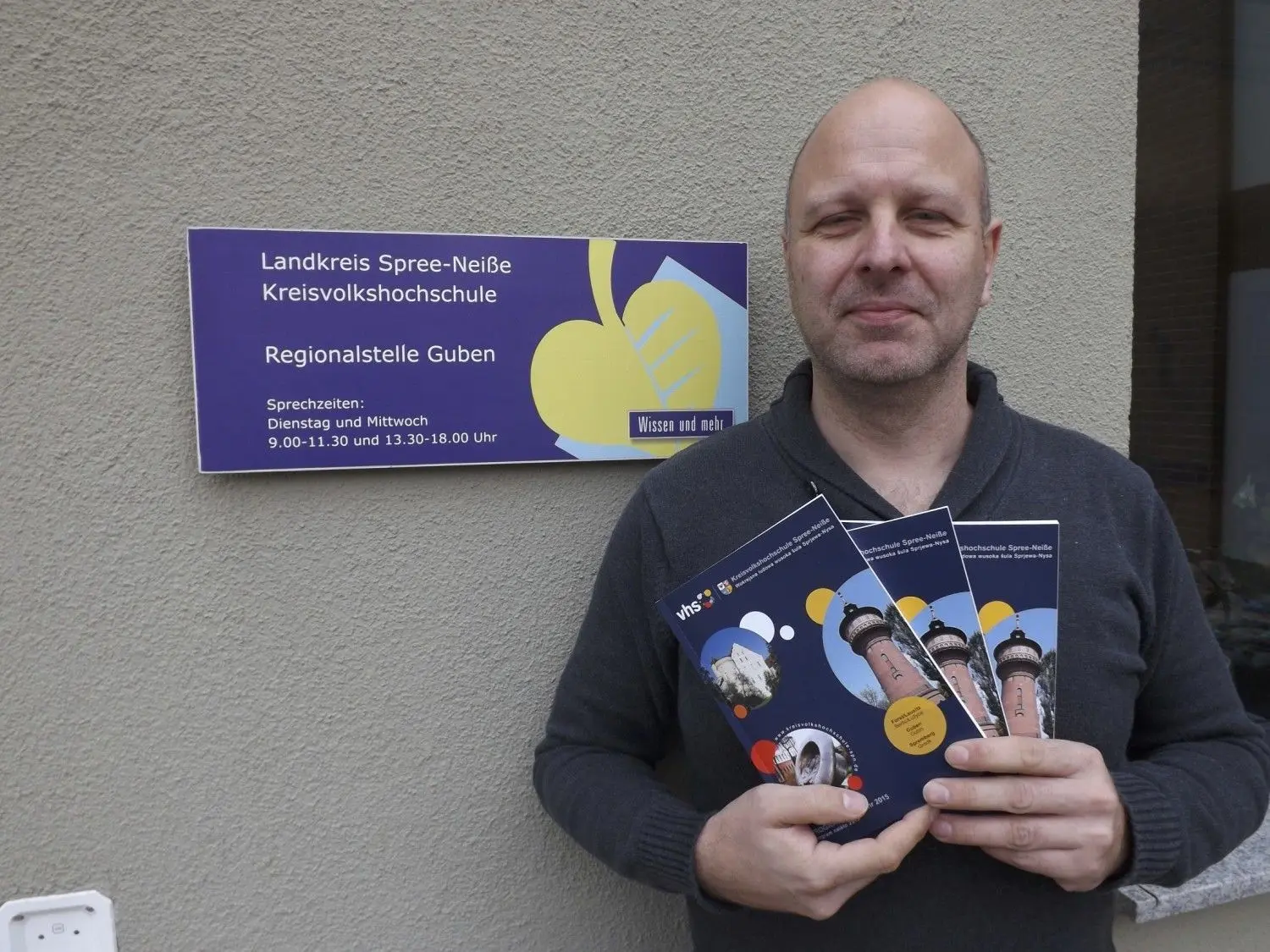 Dirk Olzog, Leiter der Regionalstelle Guben der Kreisvolkshochschule. ⇥