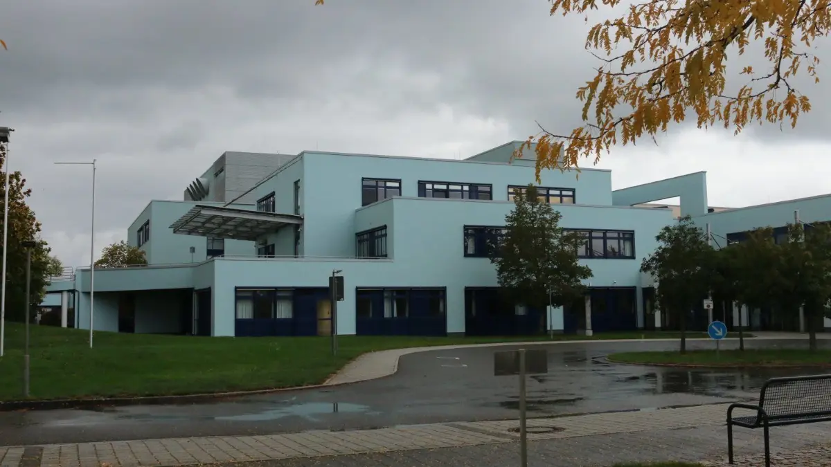 Die Gewerkschaft Verdi und die Leitung des Klinikums Elbe-Elster streiten über einen Tarifabschluss für die nichtärztlichen Beschäftigten an den Krankenhäusern in Herzberg, Elsterwerda und Finsterwalde. (Archivfoto)
Krankenhaus Herzberg