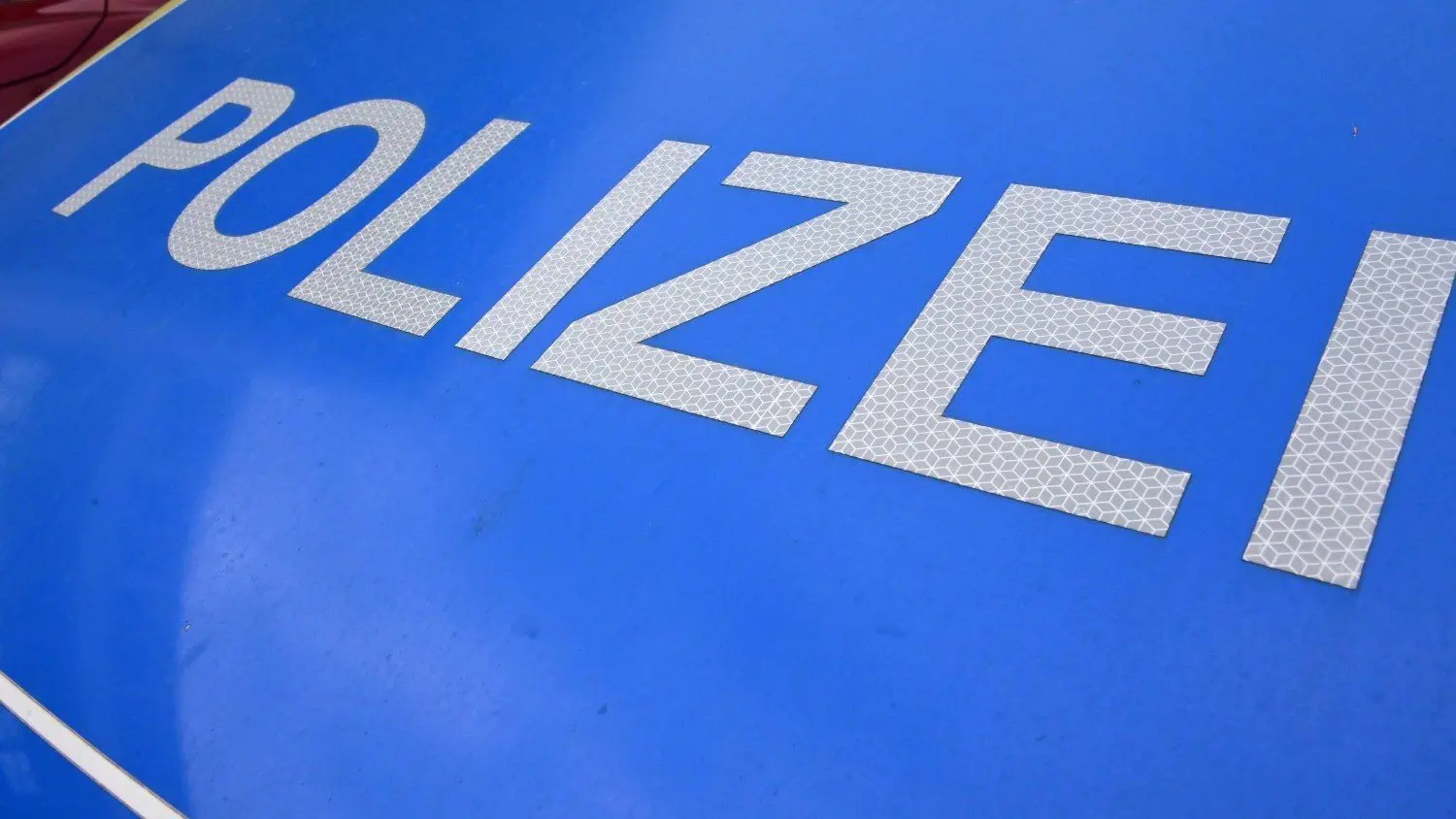 Symbolbild – Mehrmals im Monat fahren alarmierte Polizeibeamte nach Drewitz bei Jänschwalde.