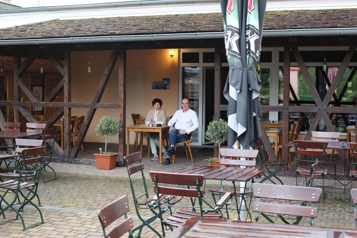 Familie Stratis vom griechischen Restaurant in der Max-Fritz-Hammer-Straße.