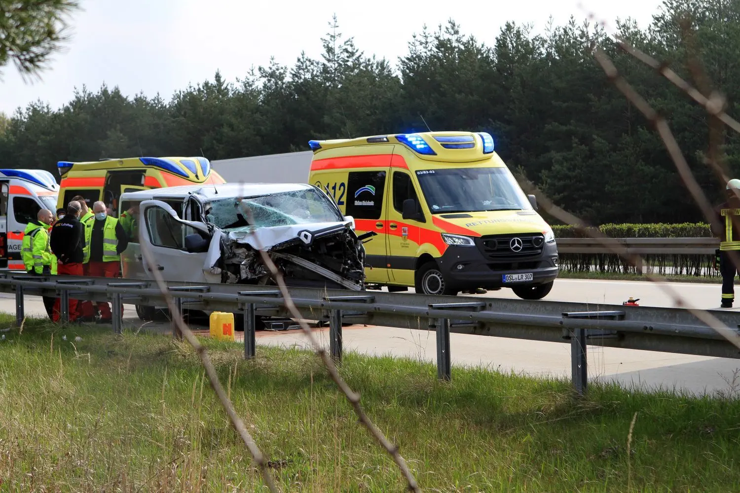 Einen Unfall gab es am Freitagmorgen auf der Autobahn A13 zwischen Ruhland und Ortrand. Dabei wurden vier Personen verletzt.