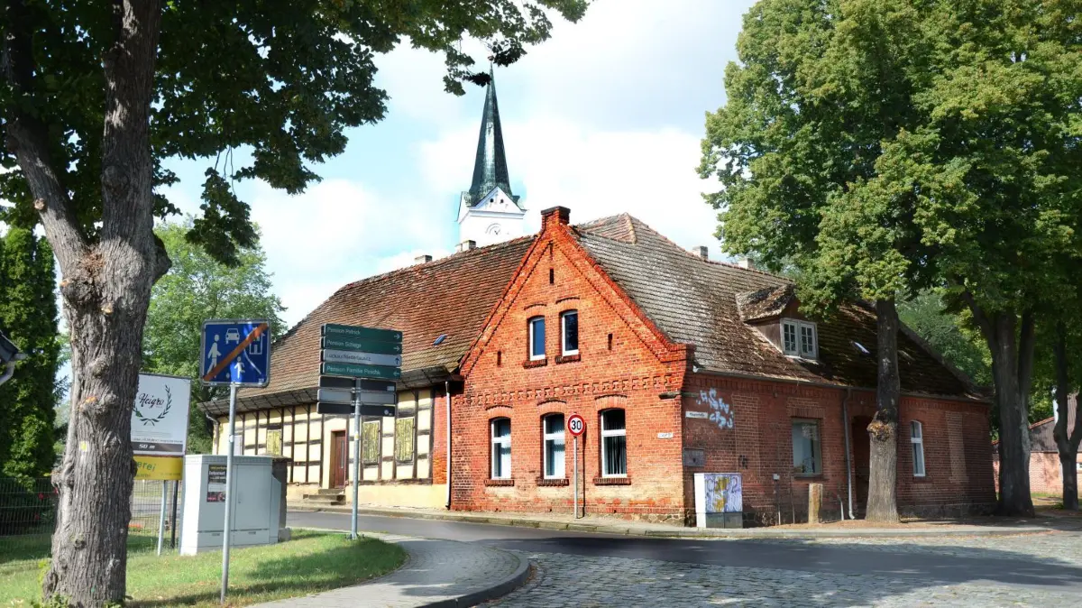 Um die alte Schule in Zerkwitz hatte sich die Stadt Lübbenau lange bemüht.
Um die alte Schule in Zerkwitz bemüht sich die Stadt Lübbenau.