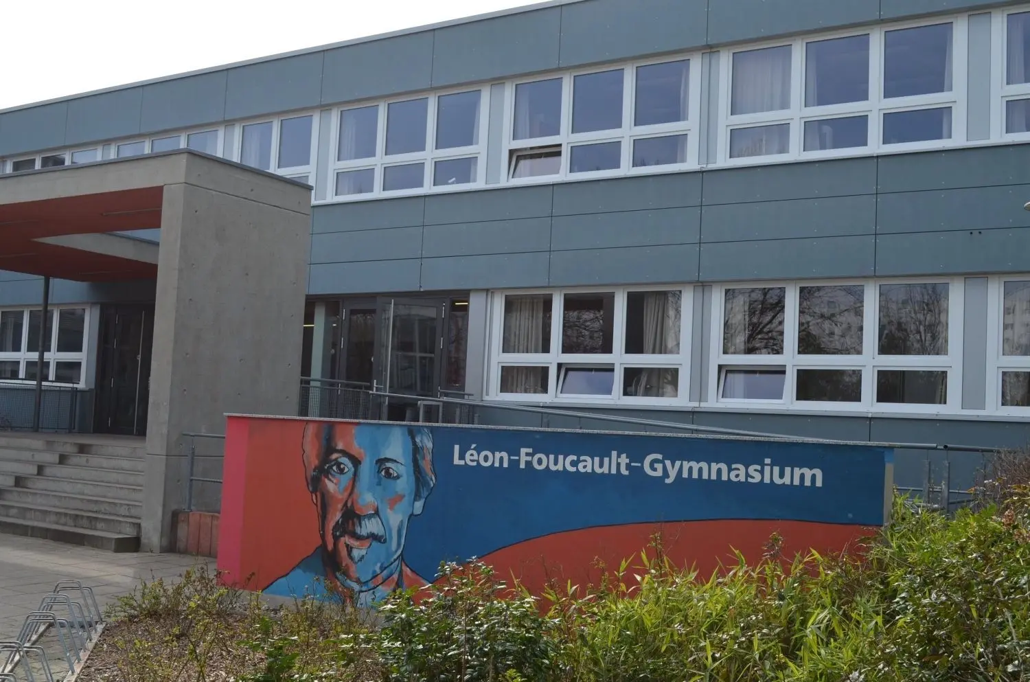 Das Léon-Foucault-Gymnasium Hoyerswerda.