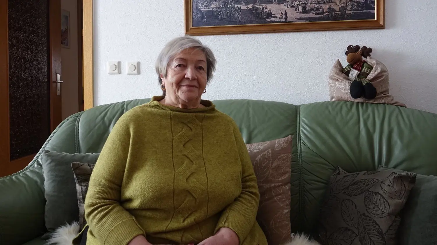 Hannelore Kubo aus Weißwasser ist froh, nach dem Krankenhausaufenthalt wieder zu Hause zu sein. Die Nachwirkungen ihrer Corona-Erkrankung sind aber noch nicht ausgestanden.
