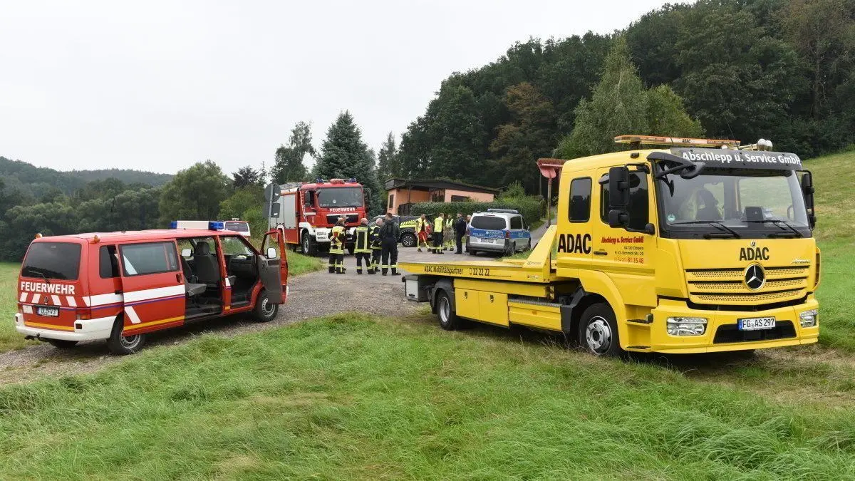 Feuerwehr, THW, DLRG und die Polizei suchten am Samstagmittag, 4. September, in Döbeln und Hartha (Landkreis Mittelsachsen) nach einem 83-jährigen vermissten Cottbuser.