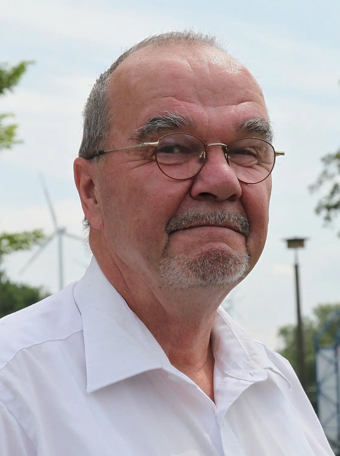 Jürgen Hübner (71) ist für die neue Schwimmhalle am Kochsagrund. ⇥