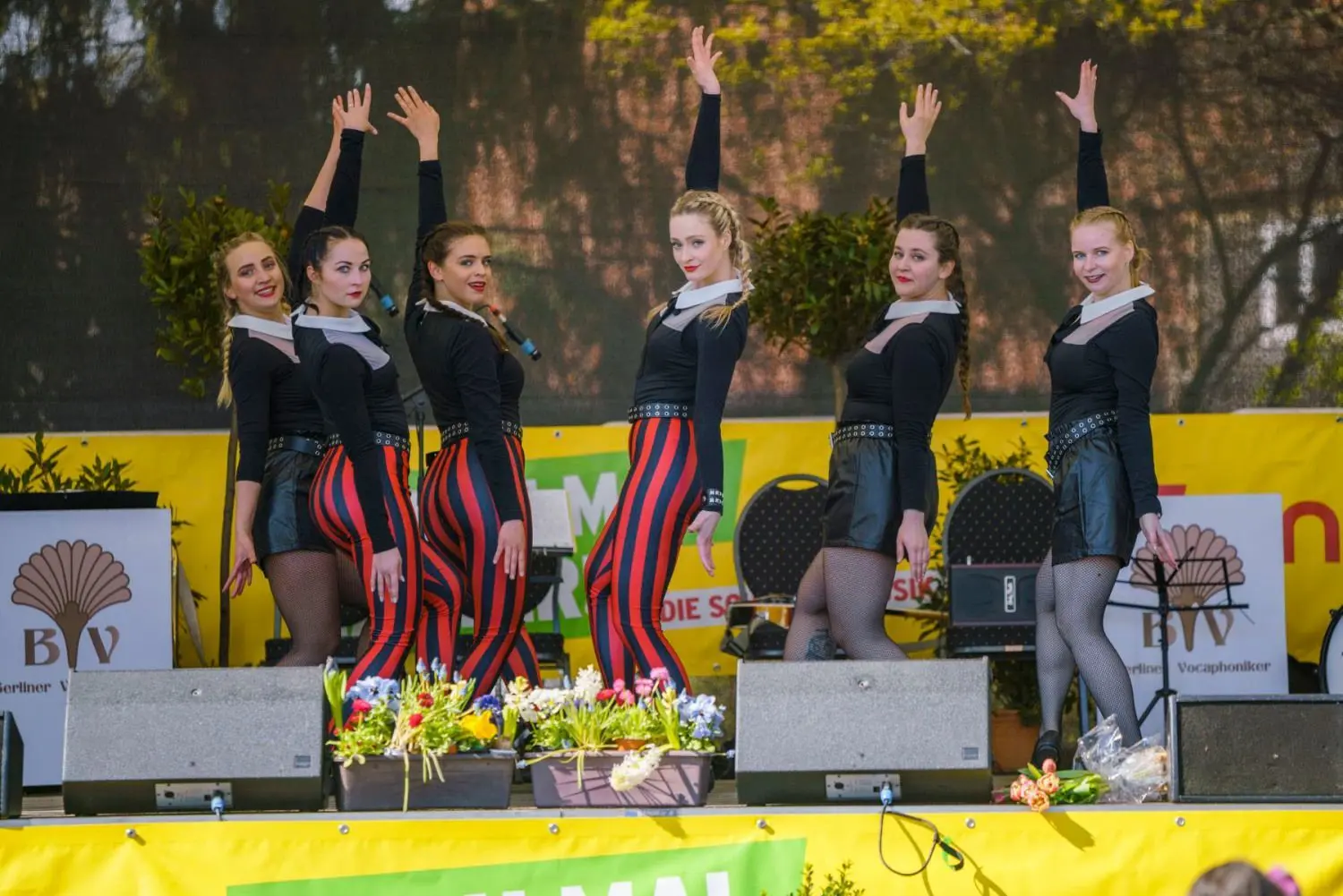 Das Luckauer Tanzensemble „Studio 77“ hat für das Tulpenfest eine Bühnenshow unter dem Motto „Reise nach Asien“ vorbereitet und wird es zum Abschluss des Bühnenprogramms aufführen.