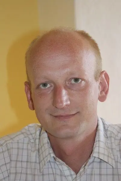 Matthias Warmo ist der Vorsitzende des Fördervereins Freibad Schwarze Pumpe. ⇥