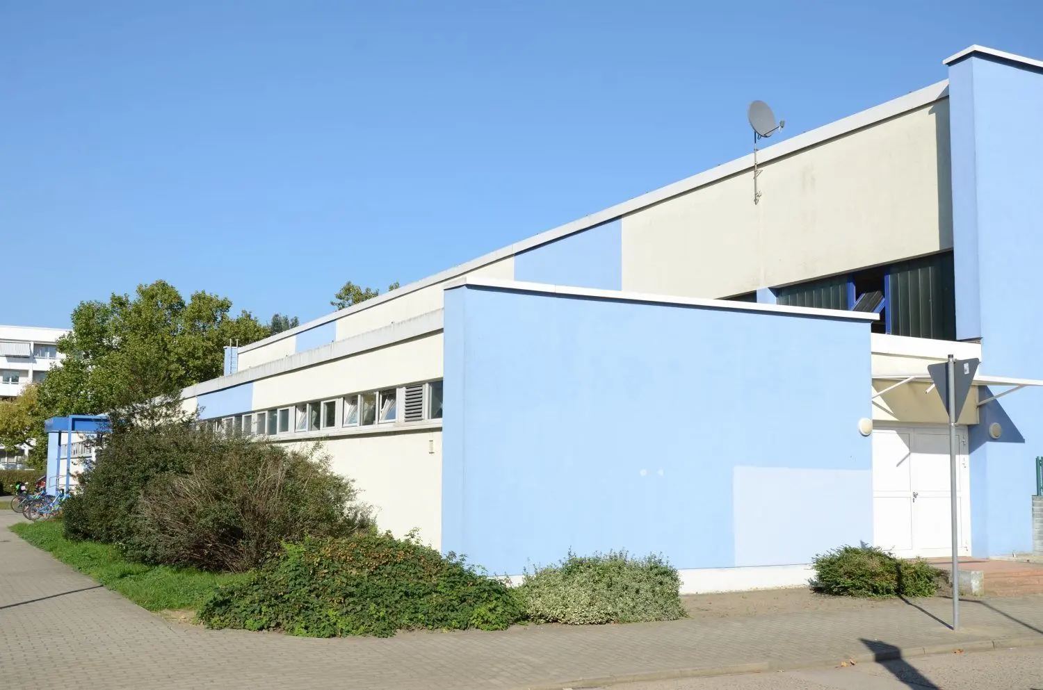 Die Turnhalle in der Otto-Grotewohl-Straße soll im nächsten Jahr energetisch saniert werden.