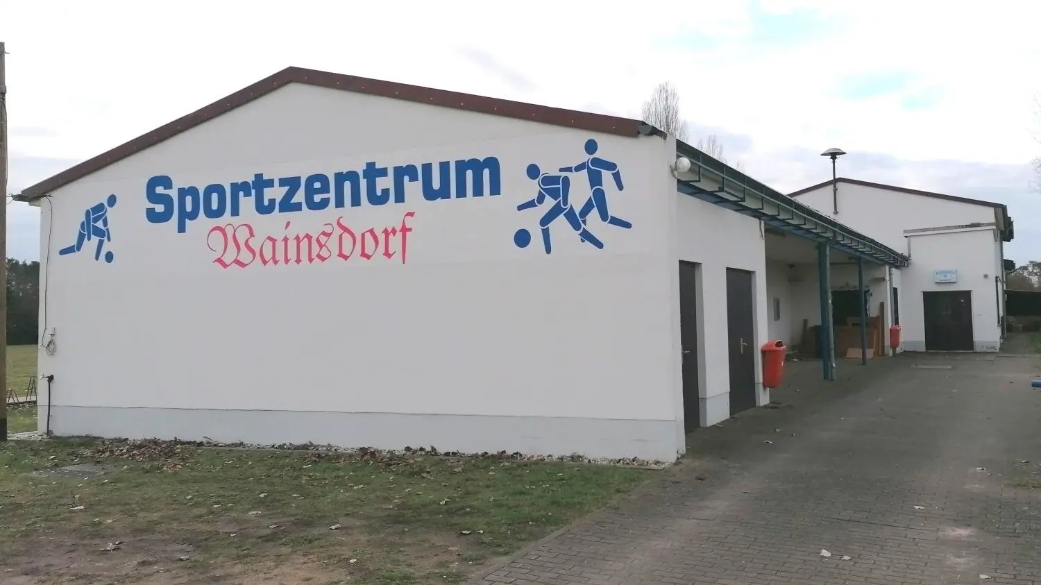 Wer den Saal im Mehrzweckgebäude Wainsdorf nutzen möchte, der muss künftig mehr Geld auf den Tisch legen.
