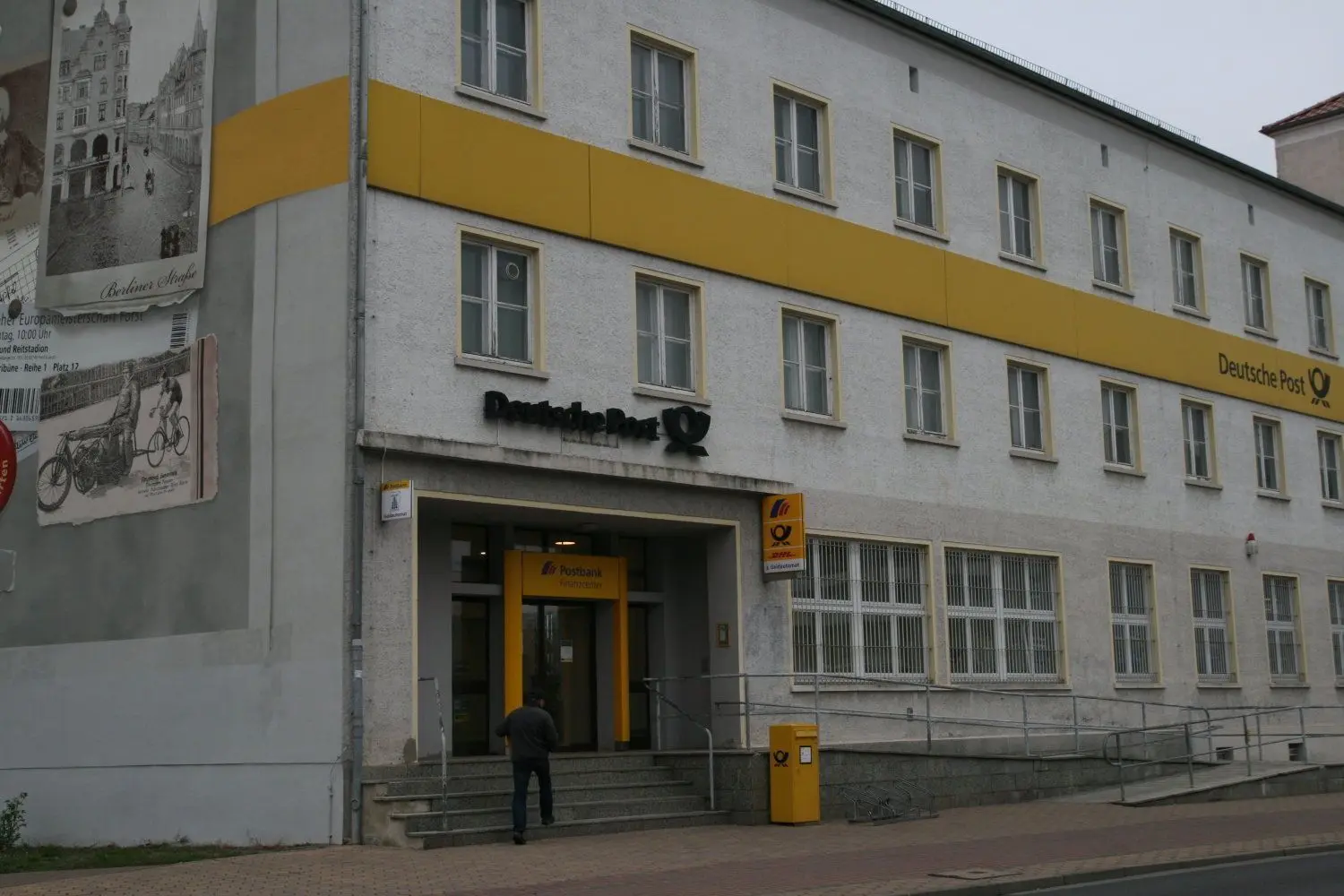 Jetzt ist klar: Die Postbank schließt ihre Filiale in Forst am 19. Juni.