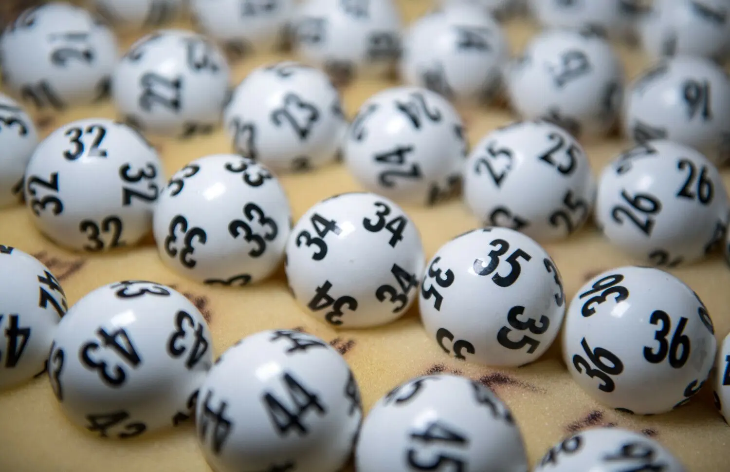 Der Jackpot ist auf 93 Millionen Euro geklettert. Er wird am Freitag (27. Januar 2023) ausgespielt.