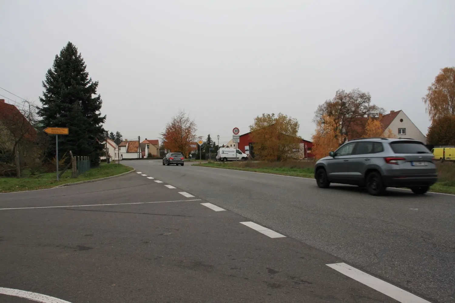 Tempo 30 vor der Kita soll nach dem Bau bleiben. So haben es die Planer an den Landkreis eingereicht.
