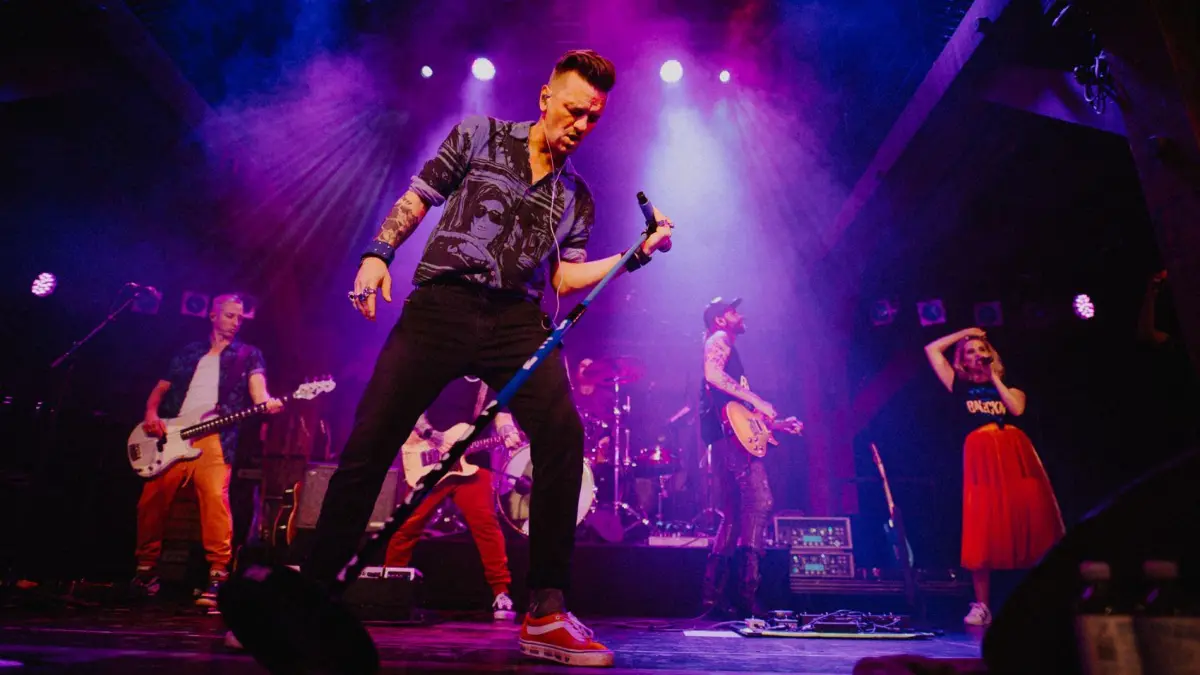 Schlagersänger im Rockergewand: Ben Zucker.