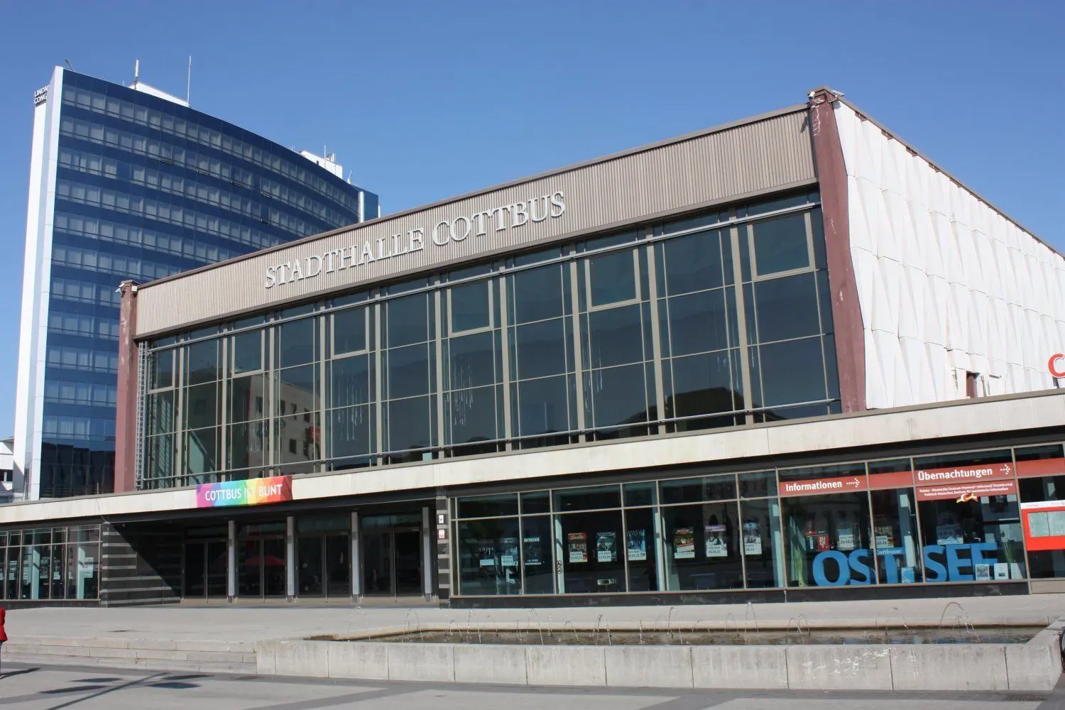 Seit 12. März finden in der Stadthalle Cottbus keine großen Veranstaltungen mehr statt – mit Ausnahme des Galakonzerts von Katrin Weber und der Vogtland Philharmonie am 5. September vor 400 Gästen.