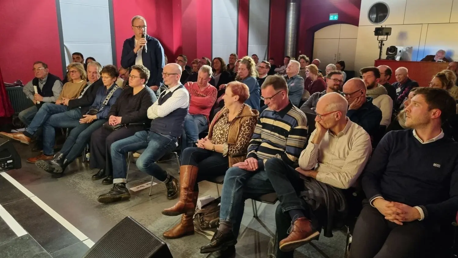 Besucher des Forums hatten viele Fragen, gaben aber auch Kommentare ab.
