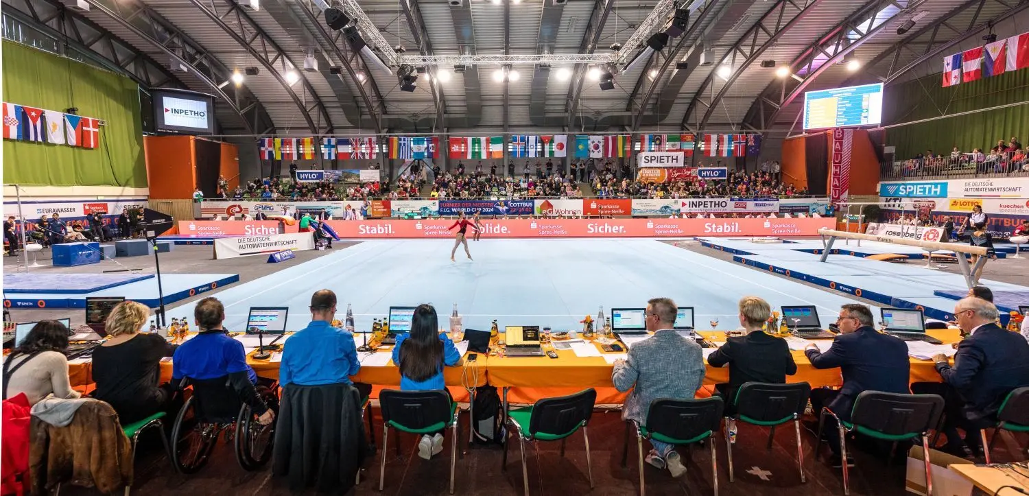 Beim Turnier der Meister in Cottbus waren mehr als 300 Athletinnen und Athleten aus 73 Nationen am Start.