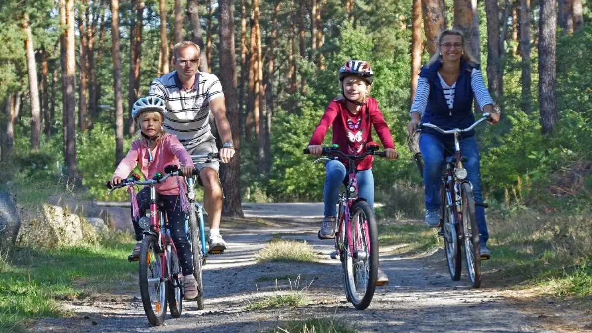 Von Spielplatz zu Spielplatz mit viel Abwechslung: die Familientour in Guben.
Familientour in Guben