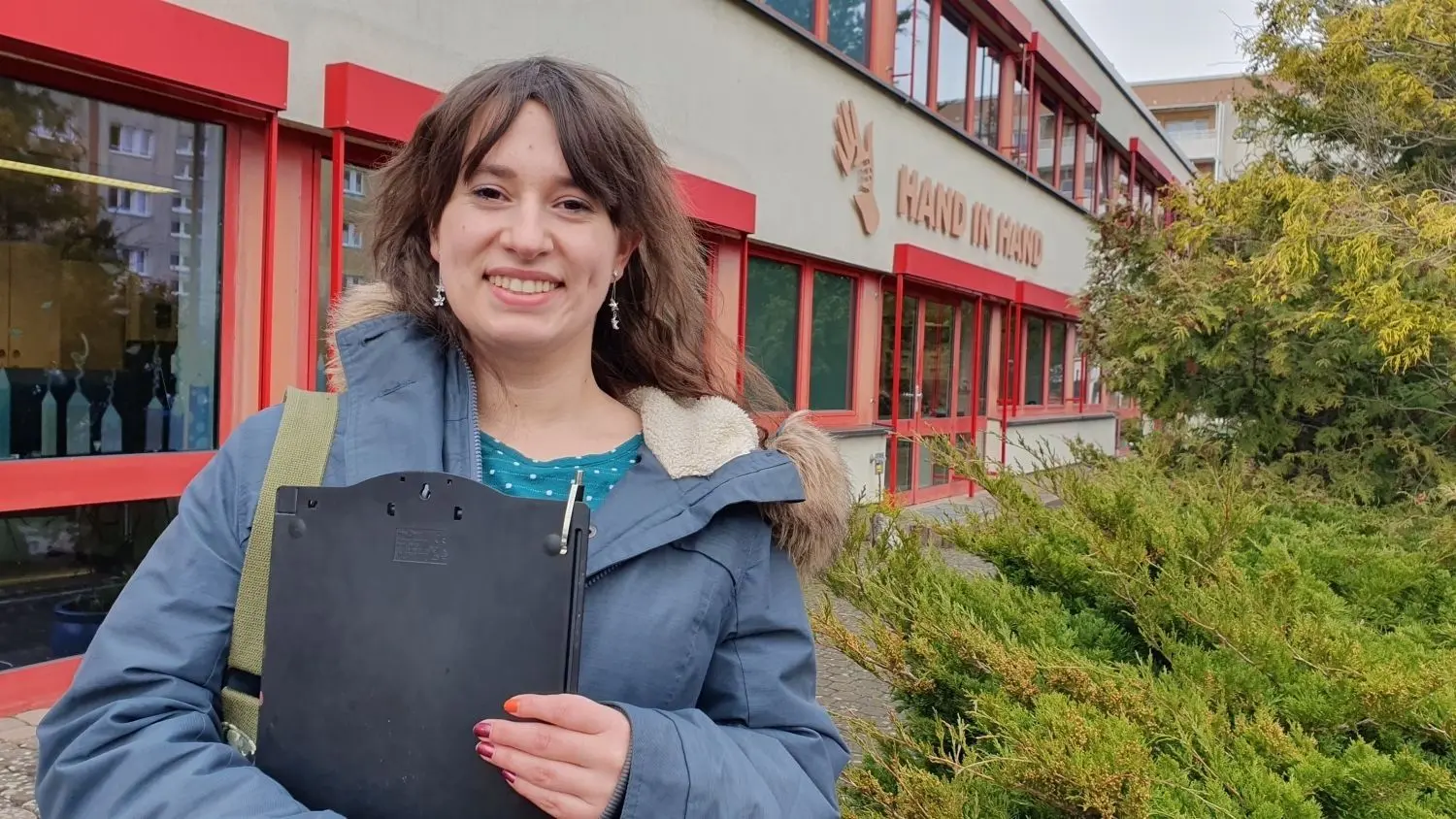 Die Freiwilligendienstlerin Abigail Reich (22) aus Senftenberg absolviert gerade ihr Soziales Jahr an der Förderschule "Hand in Hand" in Senftenberg. Warum sie für ein damit verbundenes Projekt 630 Euro braucht.