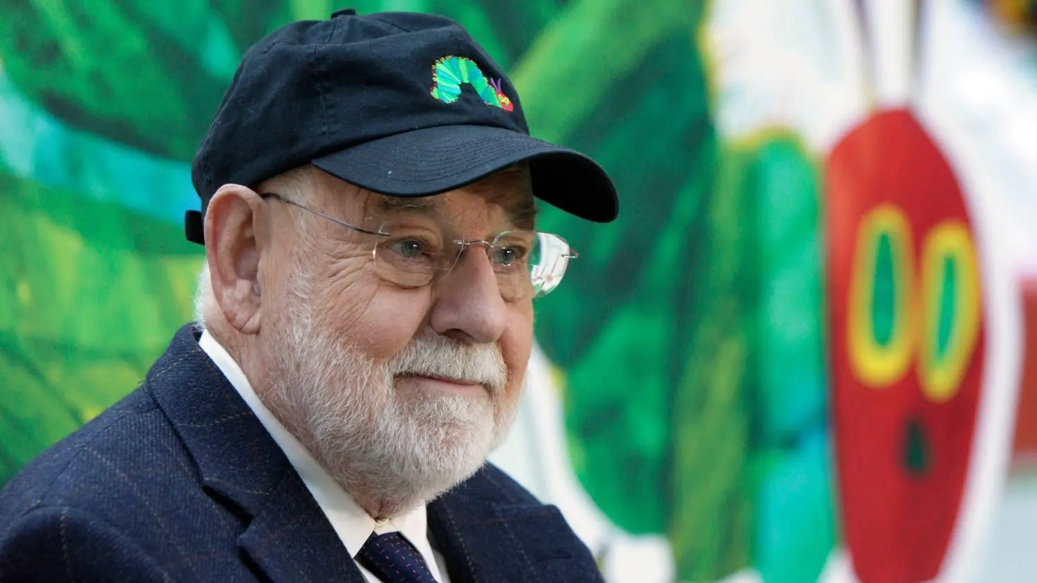 Archivfoto – Der US-Autor Eric Carle, dessen Kinderbuch „Die kleine Raupe Nimmersatt“ zum Welterfolg wurde, ist gestorben.