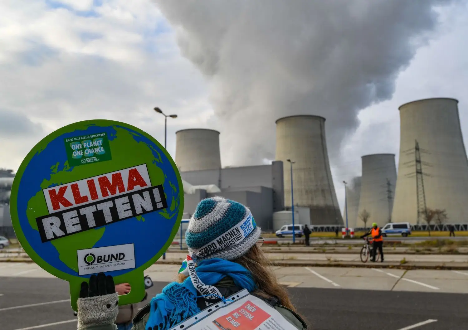 Umweltschutzaktivisten hatten Ende November den Betrieb in Tagebauen und im Kraftwerk Jänschwalde gestört – gegen den Willen zahlreicher Leag-Mitarbeiter und ihrer Familien.