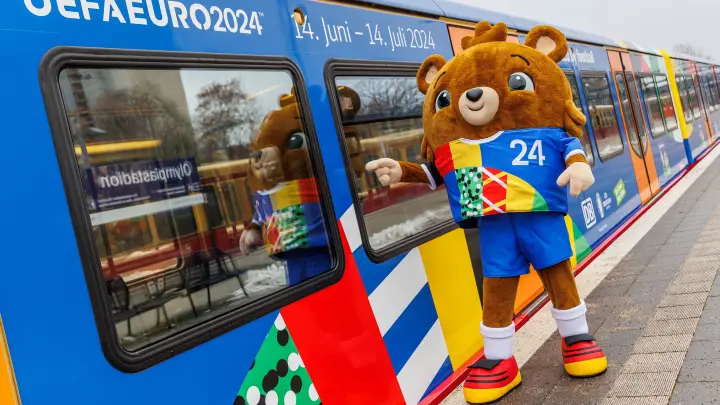 Per Zug nach Berlin – ist die Bahn auf Fan-Ansturm vorbereitet?