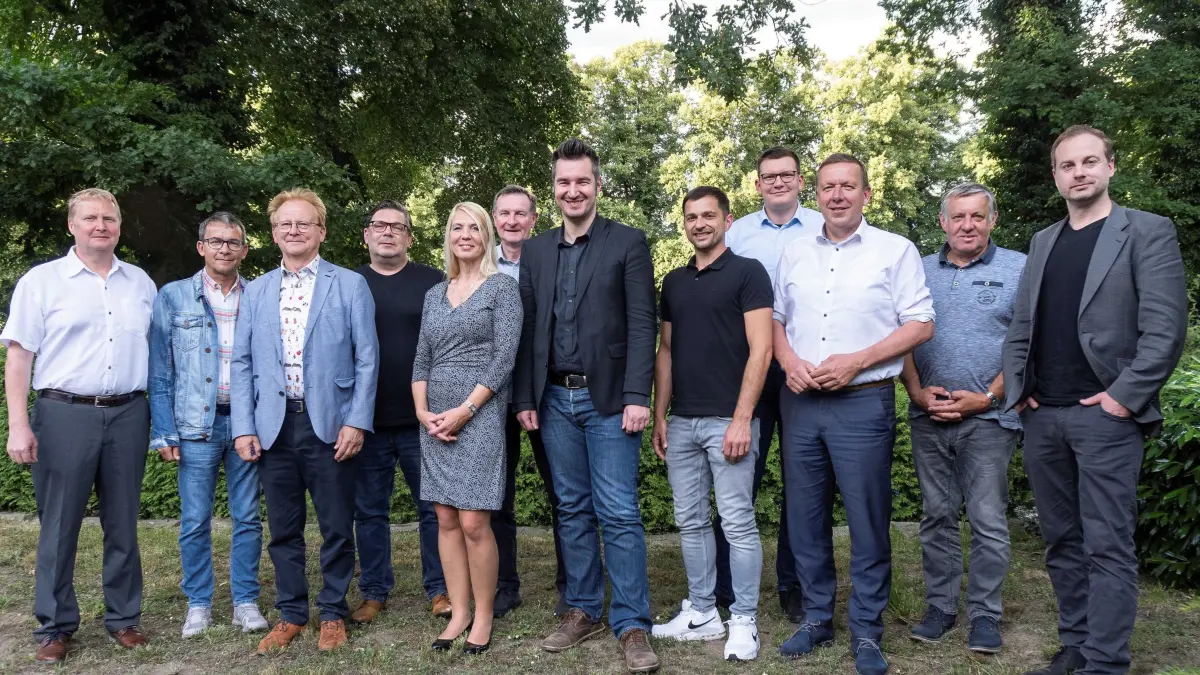 Die neue CDU-Fraktion im Kreistag Elbe-Elster v.l.n.r.: Dirk Ebenroth, Tilo Koch, Gottfried Richter, Sebastian Rudolph, Ute Lubk, Andreas Holfeld, Dr. Sebastian Rick, Georg Zörner, Jonas Roch, Landrat Christian Jaschinski, Gottfried Heinicke und Sebastian Loos.