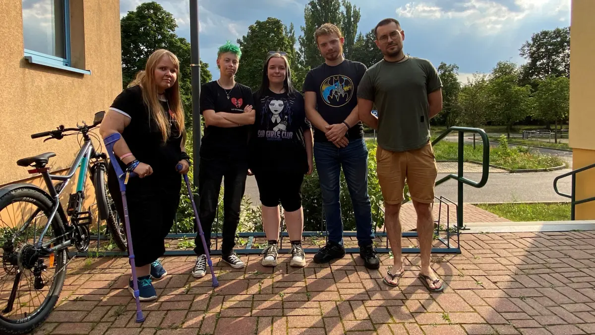 Die Mitglieder der Initiative Das ist Mobbing kennen sich aus mit Hasskommentaren im Internet. Sie können Betroffenen wertvolle Tipps geben, um richtig darauf zu reagieren.