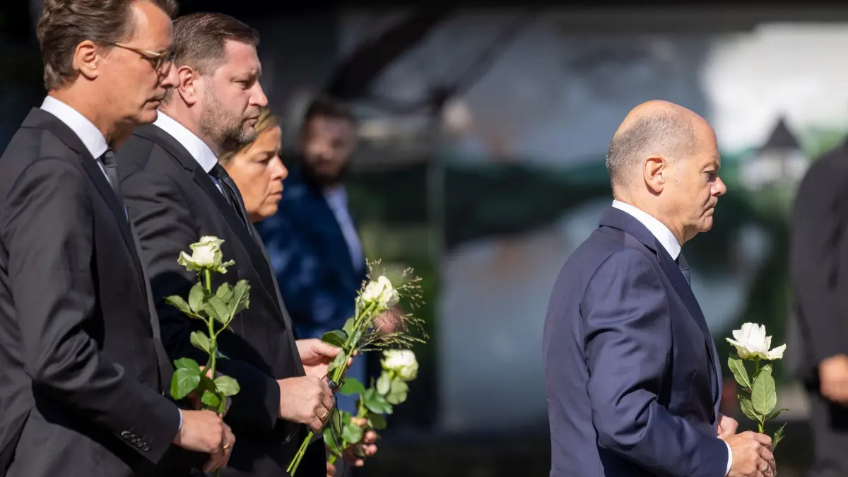 Nach der Messerattacke auf dem Solinger Stadtfest - Scholz-Besuch