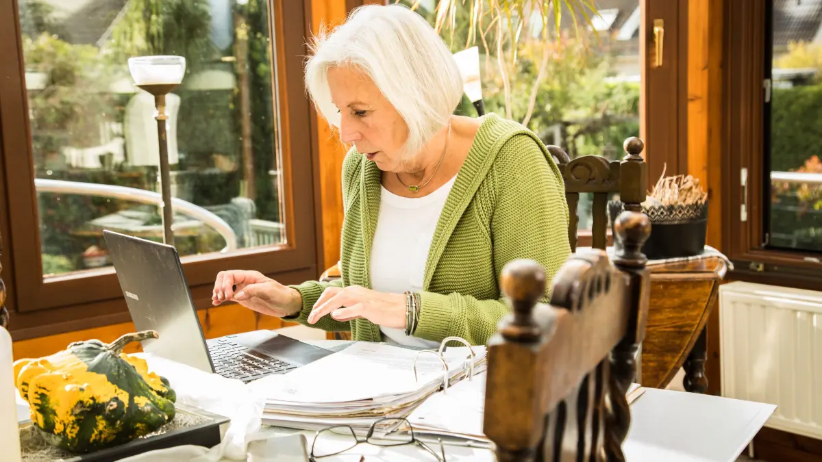 Nach dem Renteneintritt auch noch Steuererklärungen ausfüllen zu müssen, stellt für viele Ruheständler eine Belastung dar. Hilfe erhalten sie unter anderem vom Lohnsteuerhilfeverein e.V. in Herzberg.