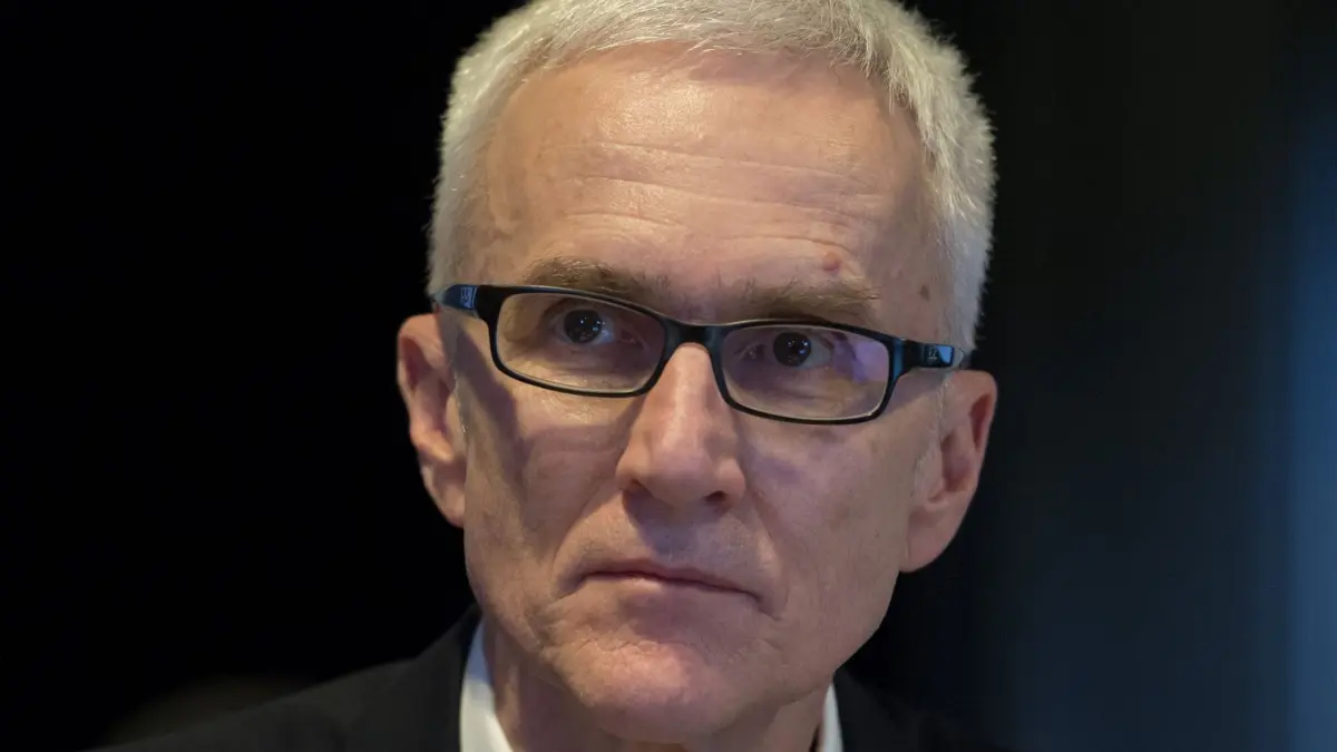 ARCHIV - 05.12.2019, Slowakei, Bratislava: Jürgen Stock, Generalsekretär der internationalen Polizeiorganisation Interpol. (zu dpa: «Interpol: Globale Banden können auch Deutschland destabilisieren») Foto: Martin Baumann/TASR/dpa +++ dpa-Bildfunk +++