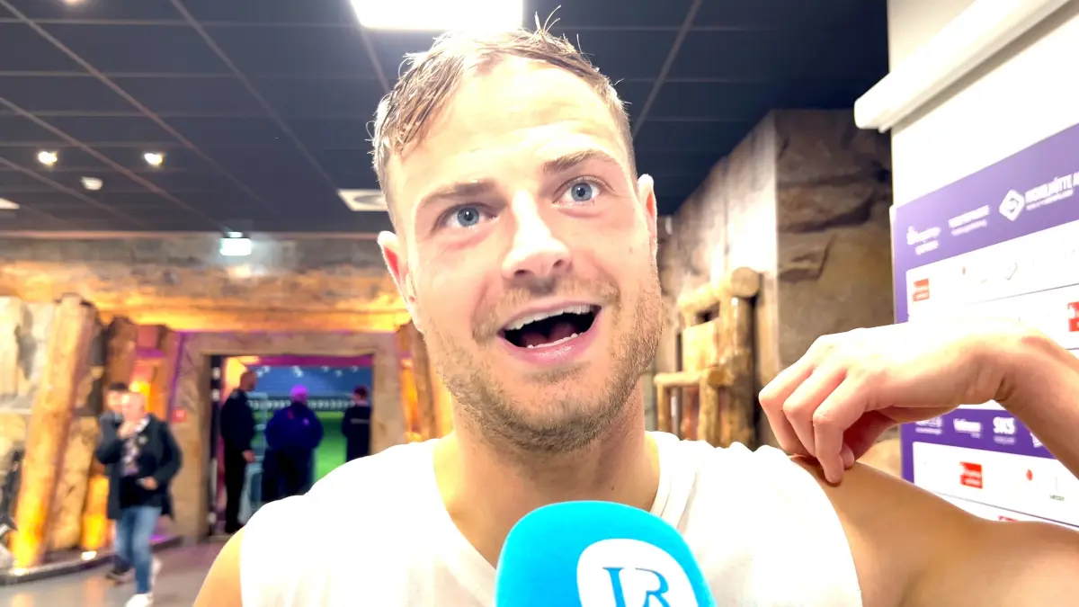 Timmy Thiele im Interview: Nach dem Sieg von Energie Cottbus beim FC Erzgebirge Aue sagt der zweifache Torschütze gleich dreimal Danke.